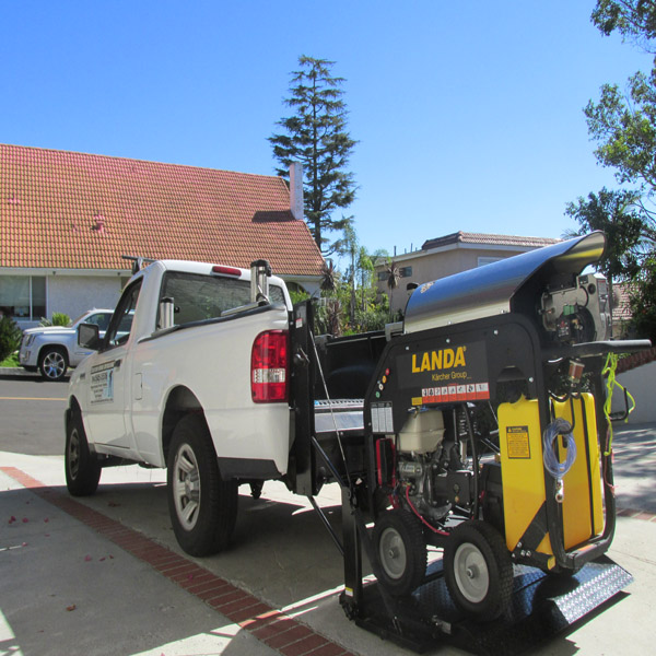 Landa Pressure Washing Equipment