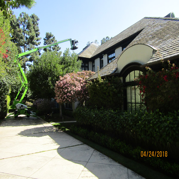 Roof Cleaning